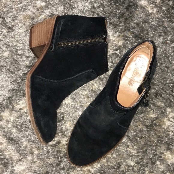 Madewell Shoes - SOLD! Madewell Black Suede Janice Ankle Booties
